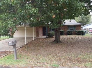 1316 Samuel Dr, Muskogee, OK 74403