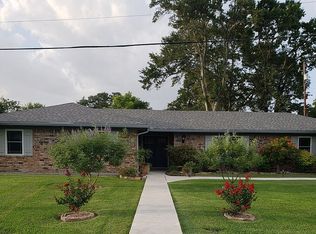 702 Riley Ave, Port Neches, TX 77651