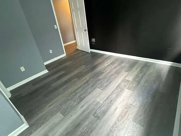 1357 Fairfield Ave — Photo 5
