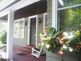 2nd image of 1030 Oakland Ave