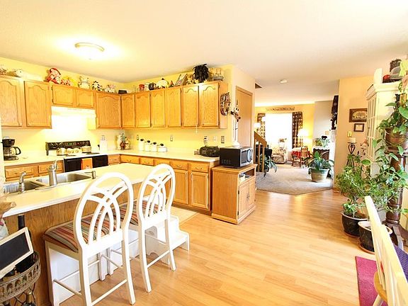 4th image of 3140 English Glen Ct #F1