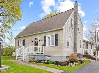 475 Kirk Rd, Rochester, NY 14612