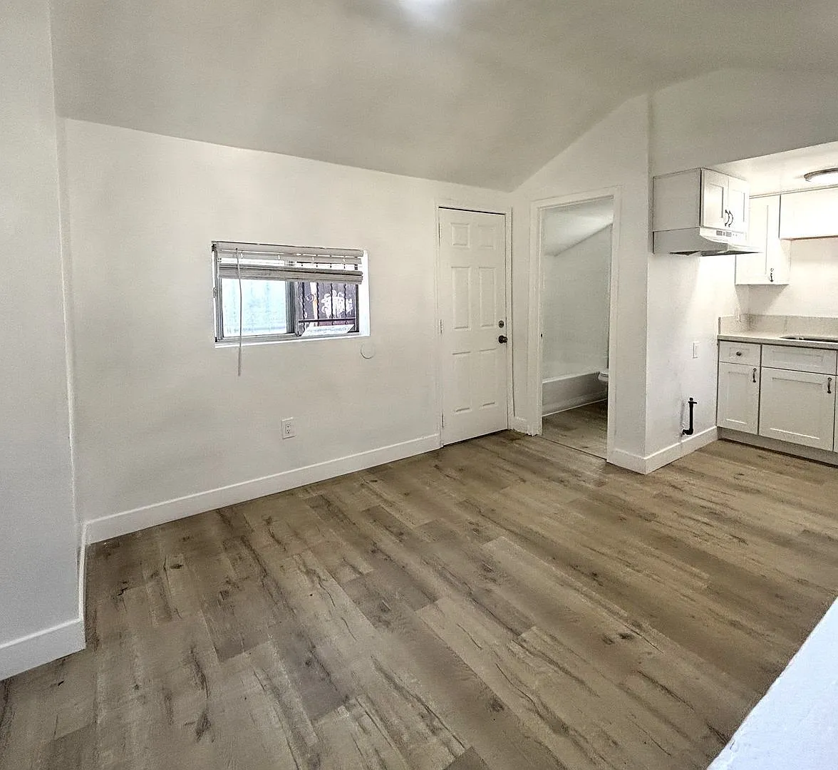 1 bed, 1.0 bath, $1,895 — Photo 2