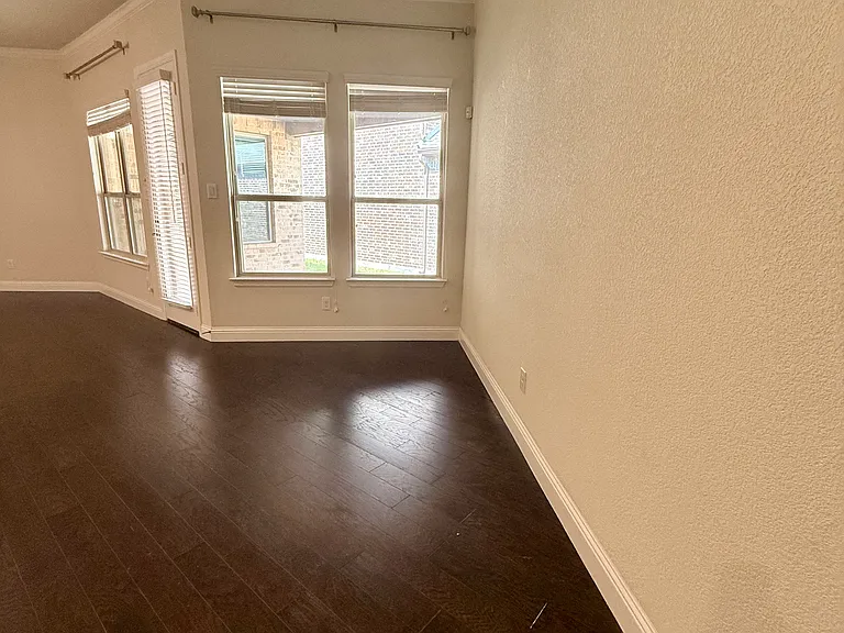704 Boardwalk Way — Photo 10
