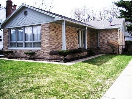 1st image of 338 Crestview Ave