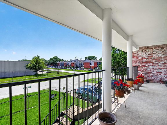 4th image of 9641 Hollock St APT 4