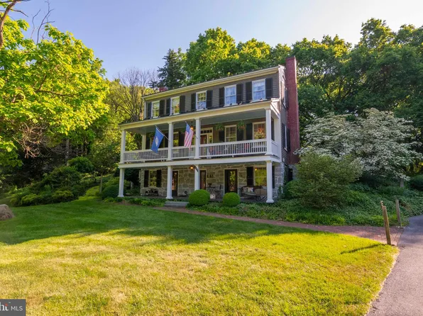 303 Orchard Dr, Mount Jackson, VA 22842