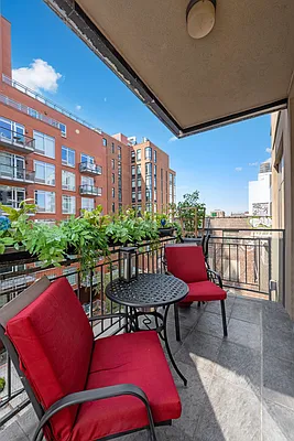 Rented by Julia B Fee Sotheby's International Realty | media 7