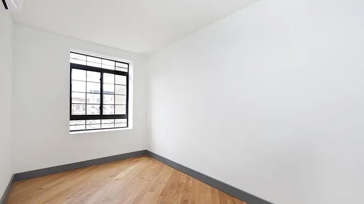 Rented by Nooklyn NYC LLC | media 11
