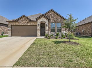 10809 Strike St, Aubrey, TX 76227