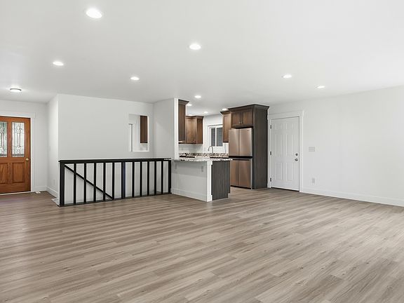 5th image of 4001 Dorset St