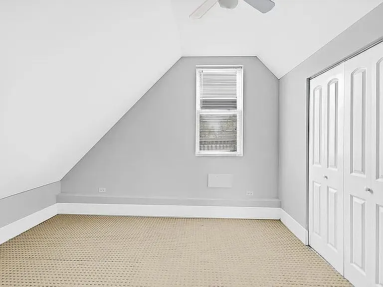 1724 W 21st St #2R — Photo 6