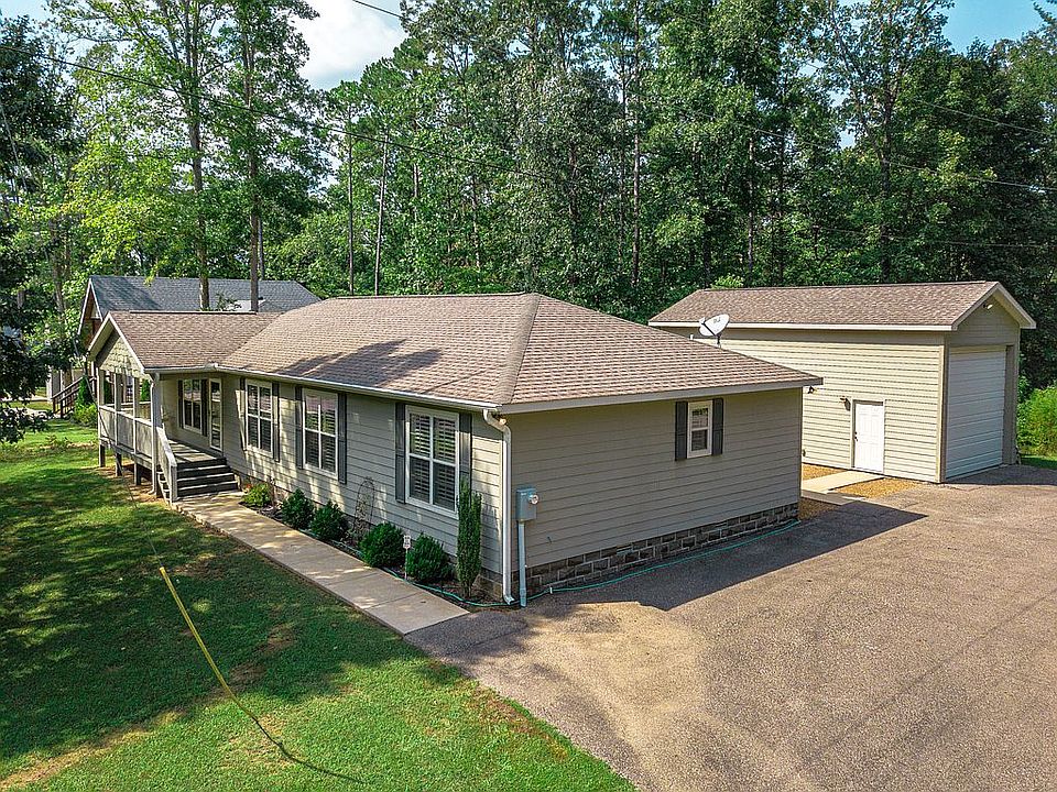 1st image of 80 Chval Dr
