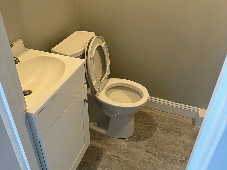 154 Union Ave #6 — Photo 4