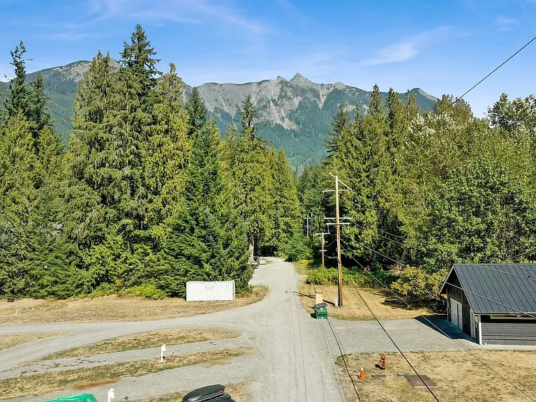 10443 Mount Baker Hwy #6 — Photo 3