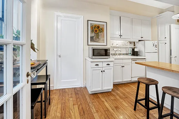 Sold by Corcoran | media 15