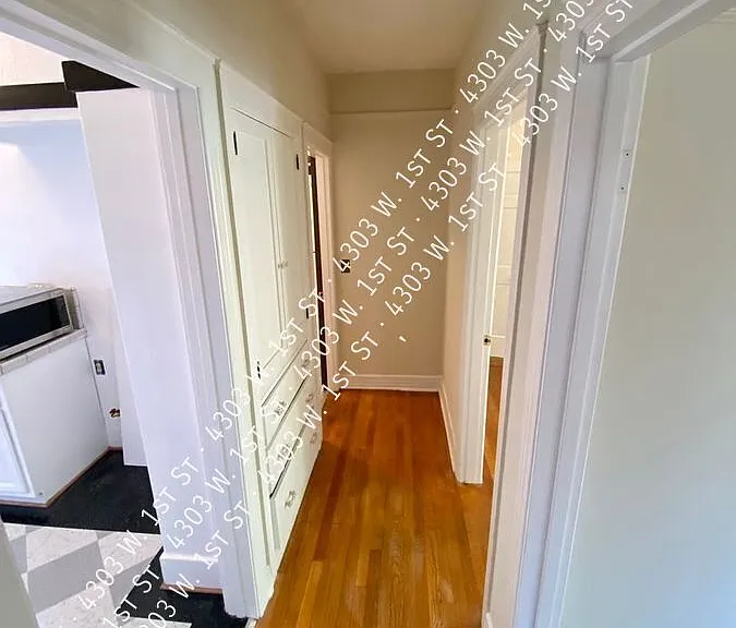 4303 W 1st St — Photo 12