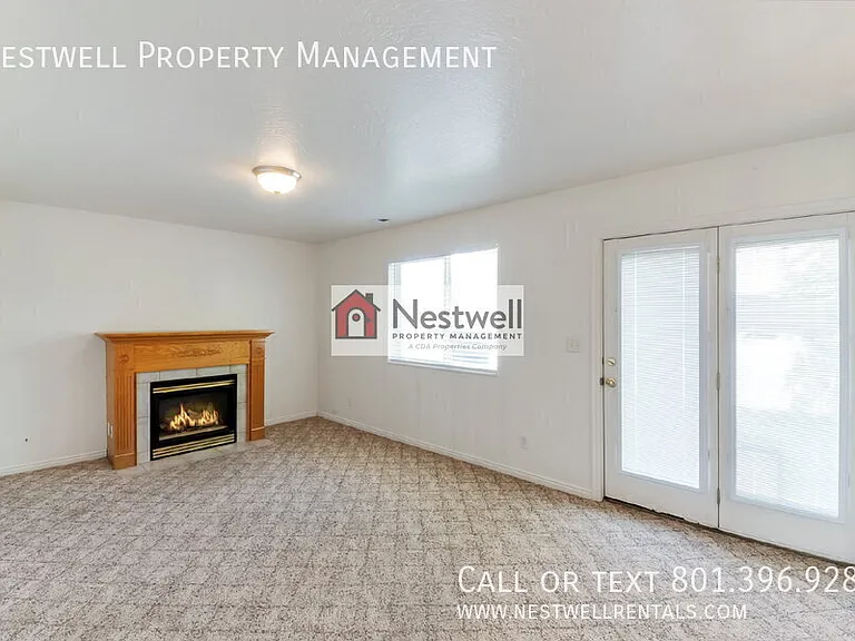 296 Pommel Dr — Photo 6