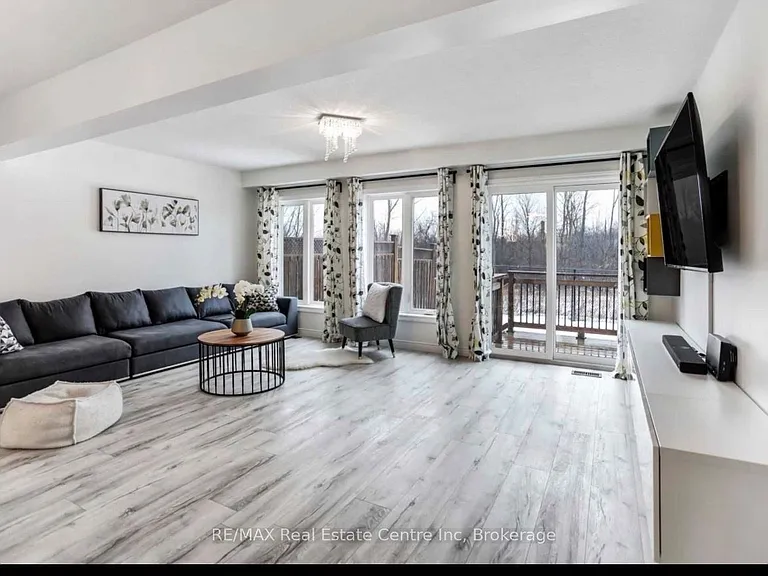88 Mussen St — Photo 2