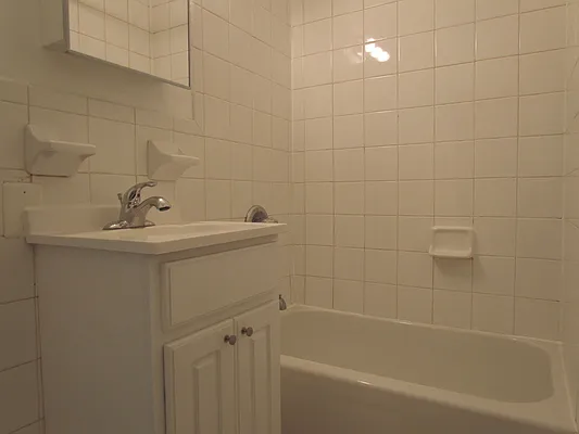 Rented by Landmark Real Estate | media 18