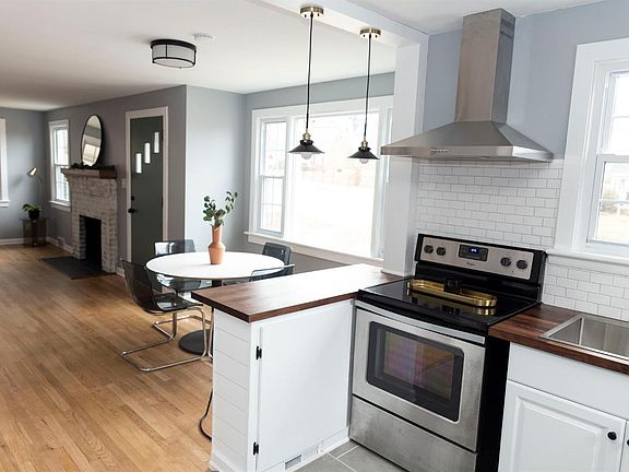 3rd image of 801 Perrymont Ave