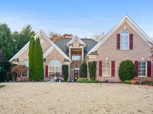 705 Ashley Wilkes Way, Loganville, GA