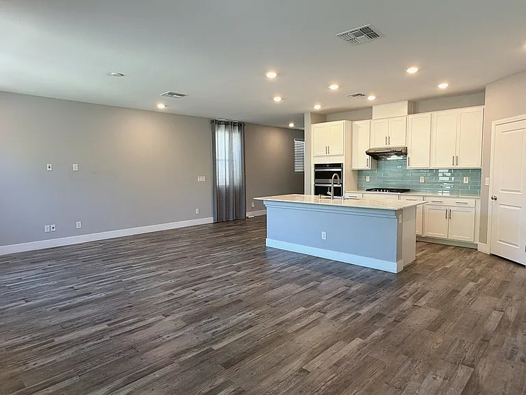 8726 Sand Verbena Ave — Photo 2