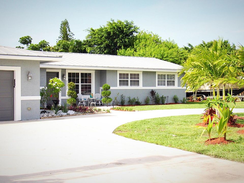 1st image of 2077 Carambola Road