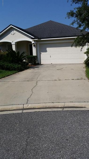 1st image of 1004 Moosehead Dr