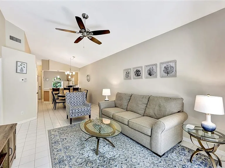 8228 Twelve Oaks Cir #323 — Photo 11