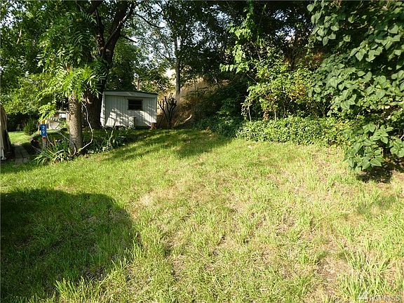 2nd image of 29 McElmurry Ln