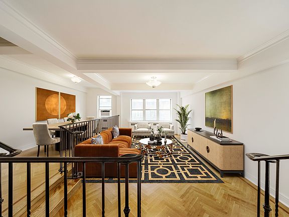 3rd image of 10 W 74th St #8EF