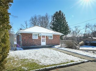 24 Gordon St, Mc Kees Rocks, PA 15136