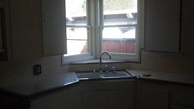 4th image of 206 W Henderson St