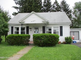 118 Jackson St, Dallas, PA 18612