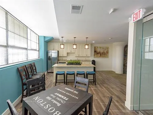 Lofts 34 List — Photo 20