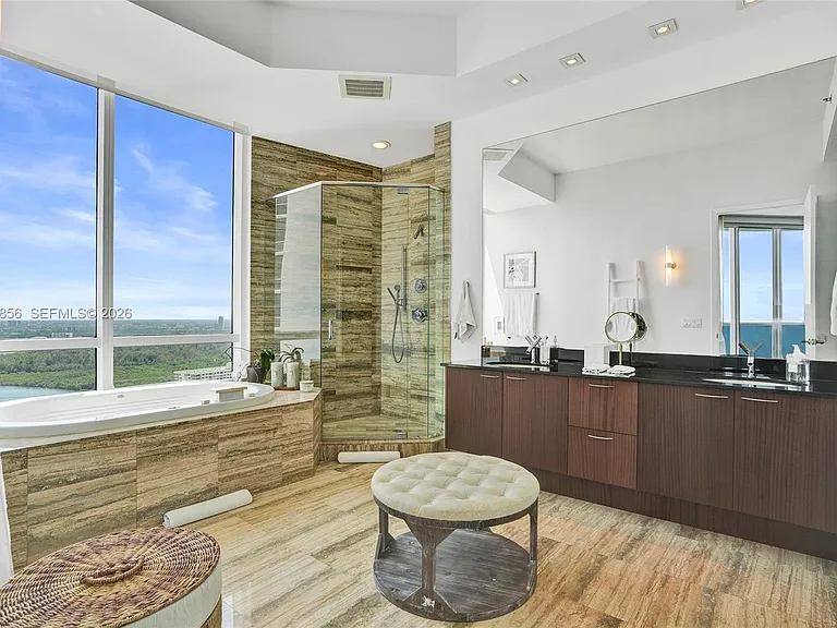 16001 Collins Ave #3406 — Photo 10
