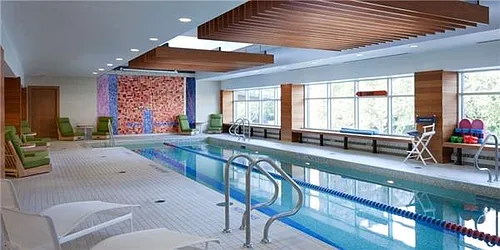 Rented by R New York