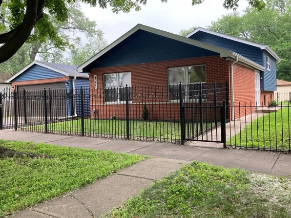 8055 S Colfax Ave, Chicago, IL 60617