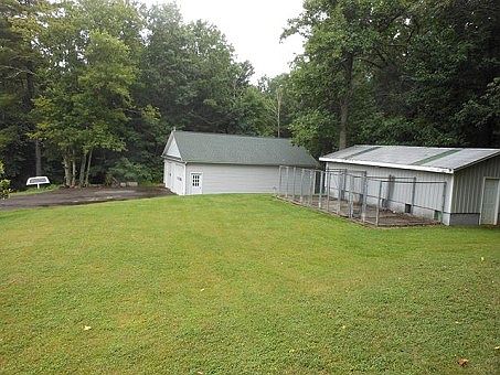 3rd image of 65 Apricot Ln
