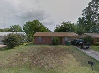 3203 Lark St, Greenville, TX 75402