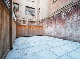 21 Gramercy Park #1C, New York, NY 10003
