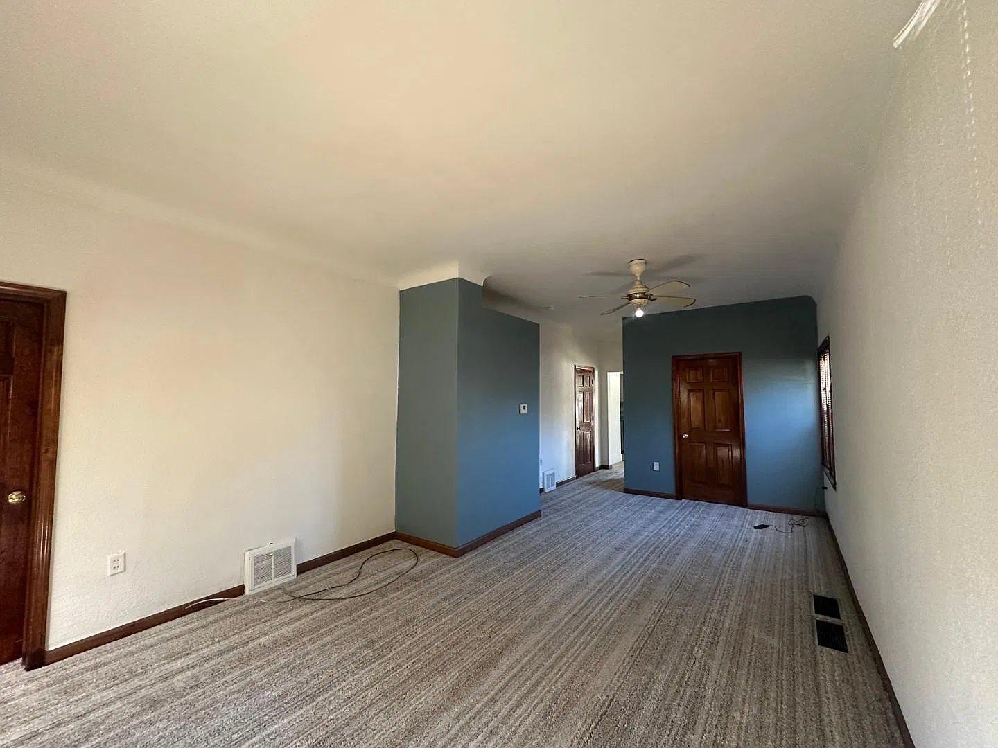 2 bed, 1.0 bath, 1032 sqft, $1,100 — Photo 3