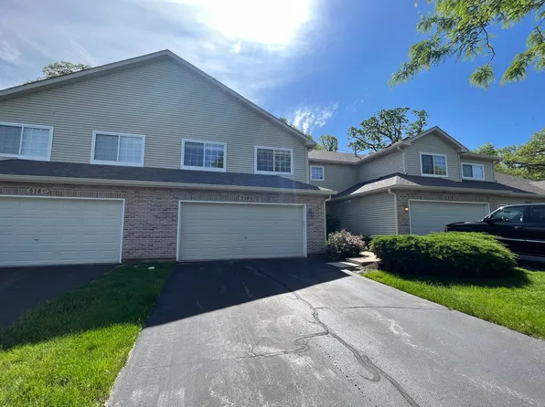 518 Mallard Ln #D, Sugar Grove, IL 60554