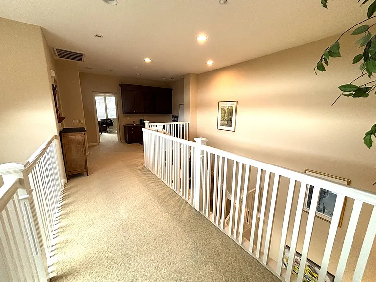 4755 Beachwood Ct — Photo 18