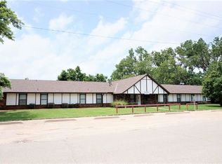 301 15th St, Perry, OK 73077