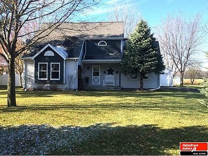 1st image of N8208 Lakeshore Dr