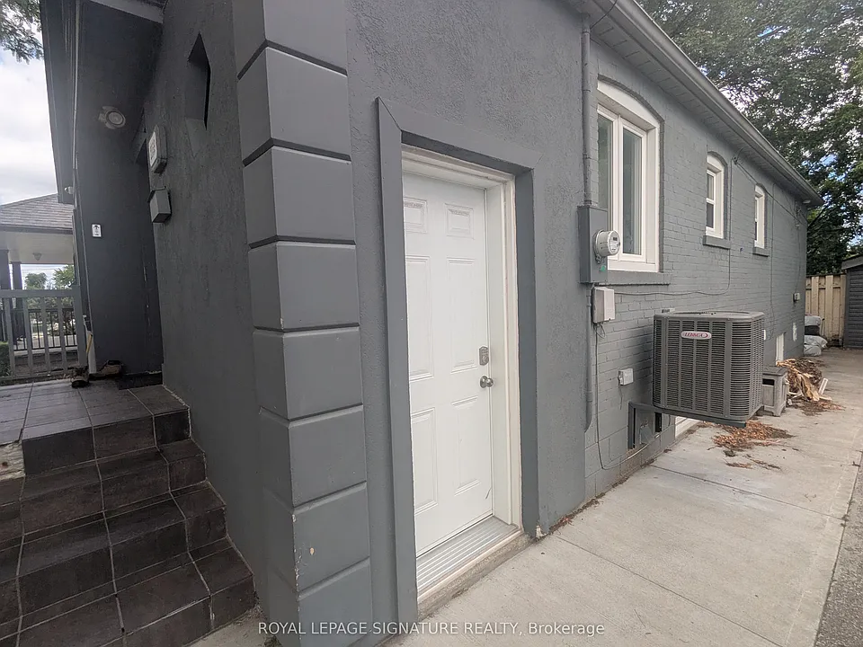 2159 Kipling Ave #2