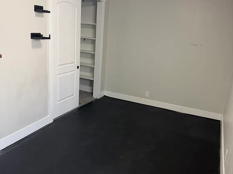 3524 S Blair Cir — Photo 11