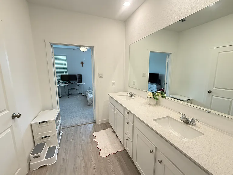 524 Hackney Dr — Photo 16